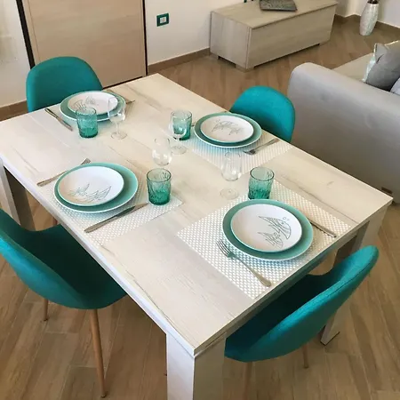 Smeraldo By Interhome